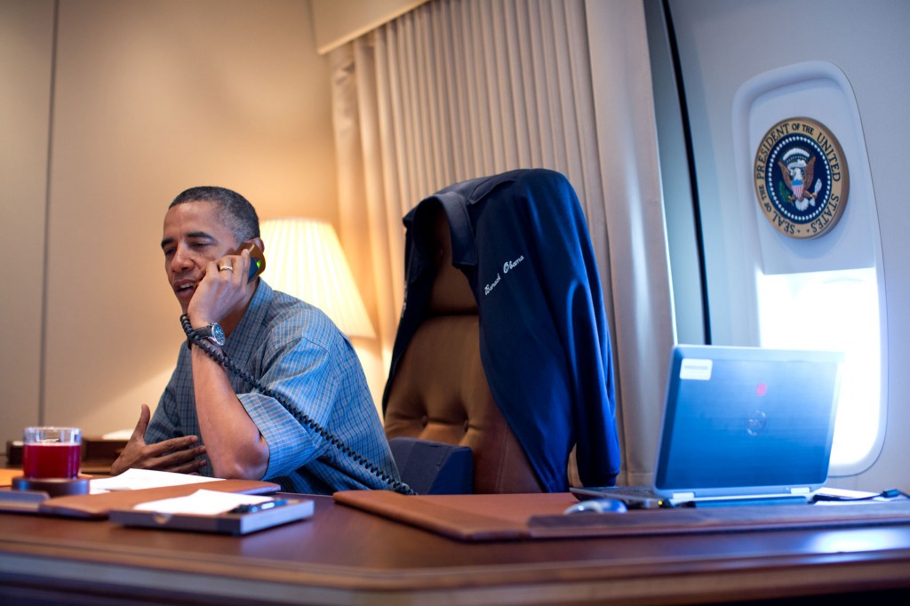 President_Obama_Phones_Mars_Rover_Team