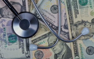 Illegal Immigration: Texas, Florida Zeroing in on Health Care Costs